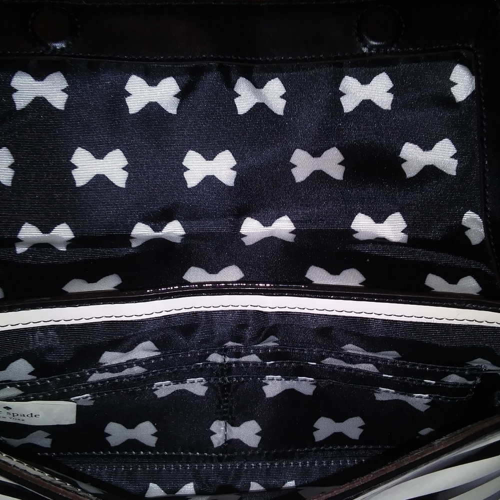 Kate Spade Black & White Stripe Clutch Bag - Picture 6 of 8